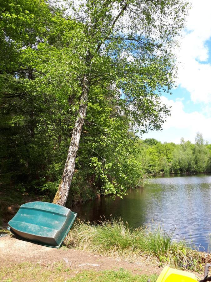 Gite de Lac Tranquille Plaud Extérieur photo